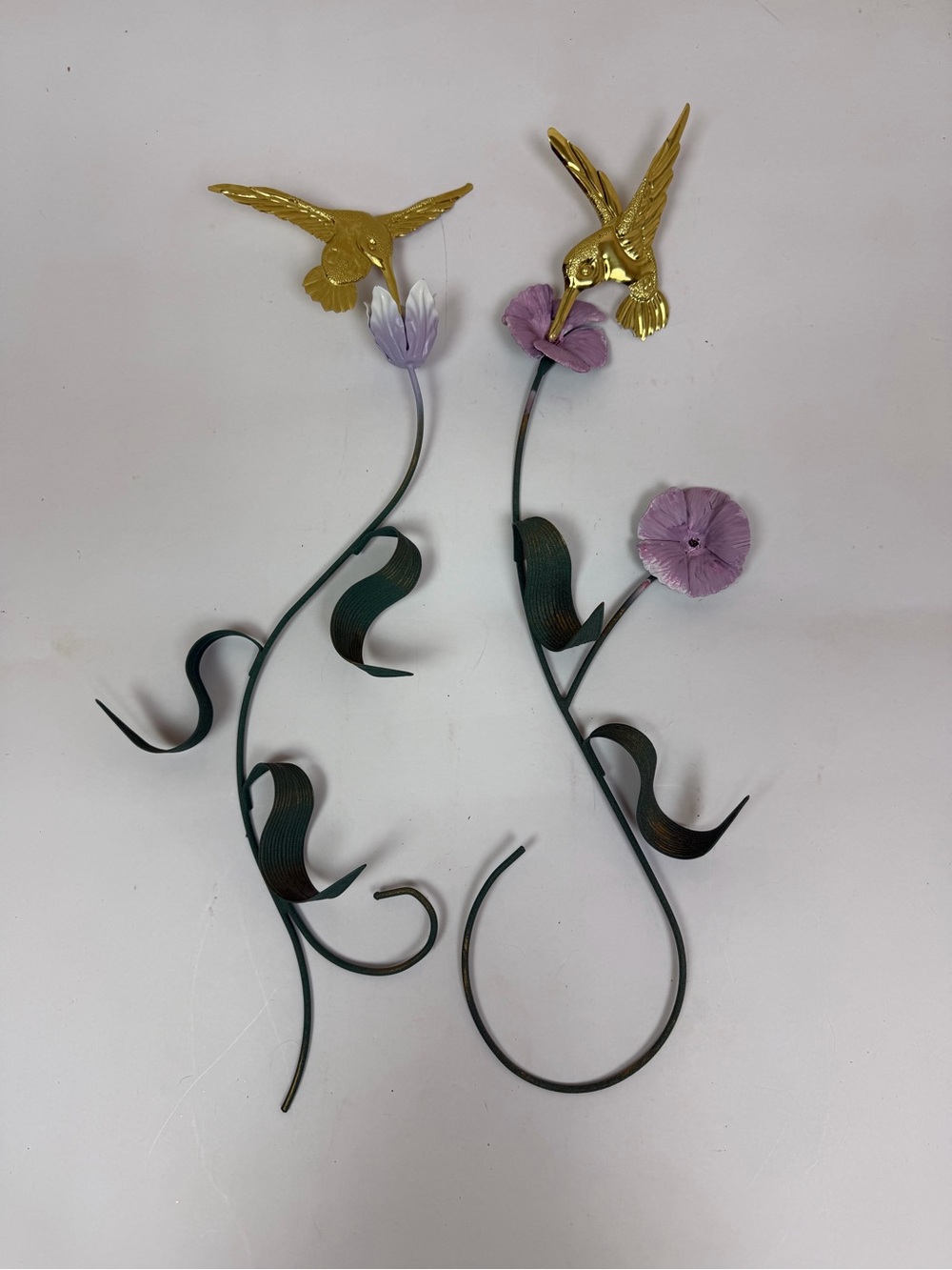 Vintage Home Interiors Metal Floral Humming Birds Drinking Nectar from Flowers